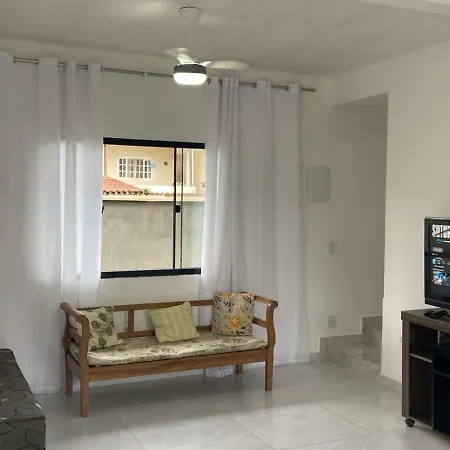 Casa familiar com 3 quartos e próximo a praia-3